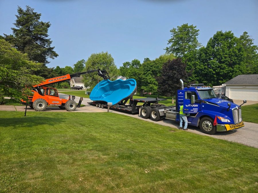 Fiberglass shell arriving on the truck